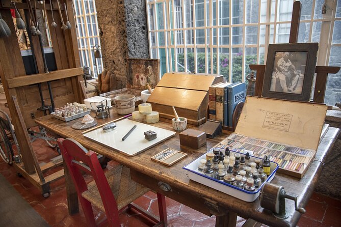 EXCLUSIVE TOUR Frida Kahlo Museum - SMALL GROUPS - What the $86.44 price really buys