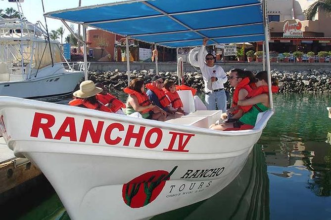 Famous Arch tour with Glass Bottom Boat. - What the $25 price really buys