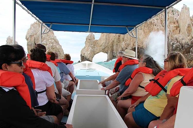 Famous Arch tour with Glass Bottom Boat. - Timing, weather, and group size