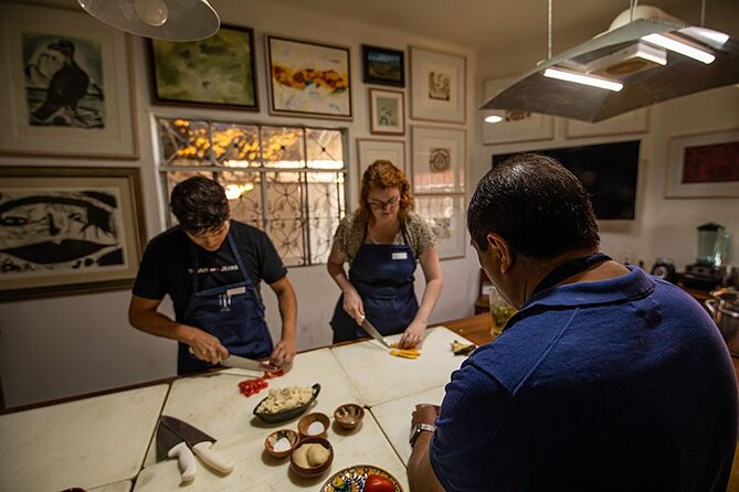 Flavors of Oaxaca: Cooking Class with No Set Menu and Local Market Tour - Sitting Down for a Shared Oaxacan Lunch
