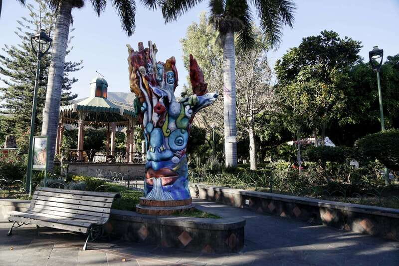 From Guadalajara: Enchanting Lake Chapala & Ajijic Day Trip - Ajijic brings art, murals, and expatriate life