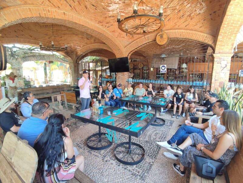 From Guadalajara: Tequila Trail Tour with Tasting - Guides, language, and the pace of the day