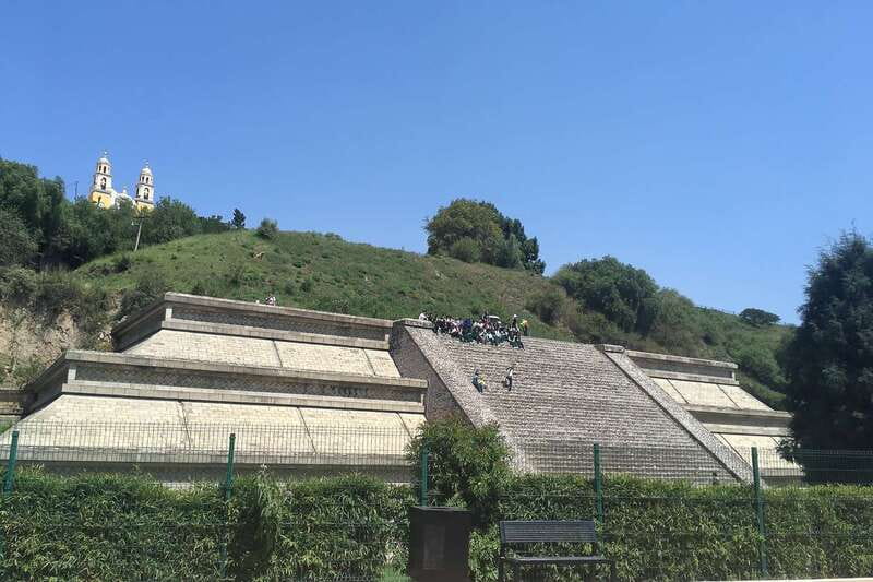 From Mexico City: Puebla and Cholula Day Tour - The bilingual format and guide quality