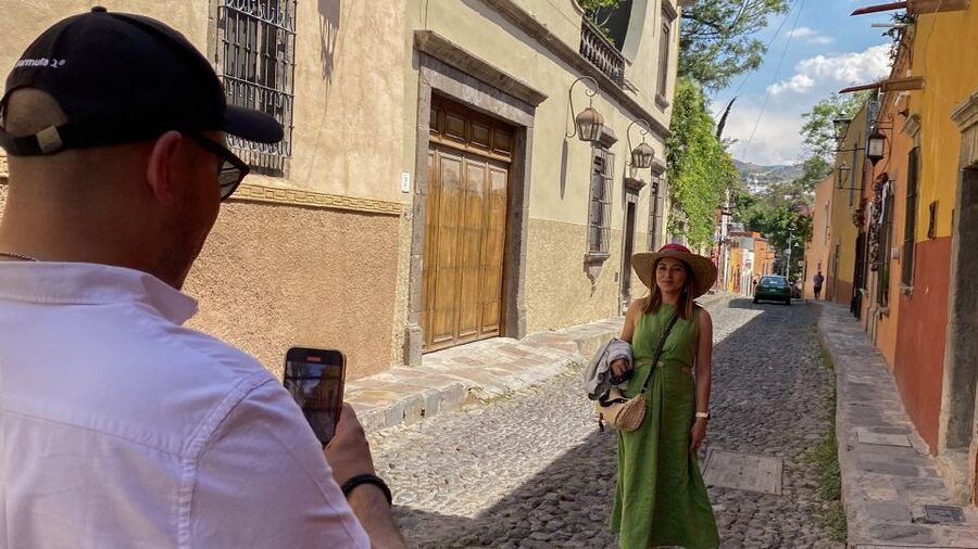 From Mexico City: San Miguel de Allende Day Trip - Lunch, shopping, and the value of free time