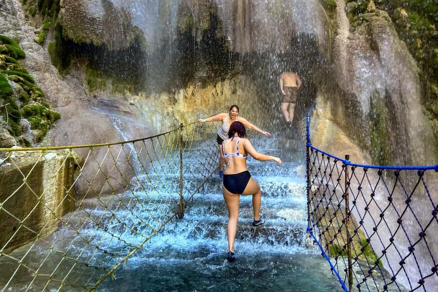 From Mexico City: Small Group Tour to the Tolantongo Caves - Walking through the Paradise Tunnel