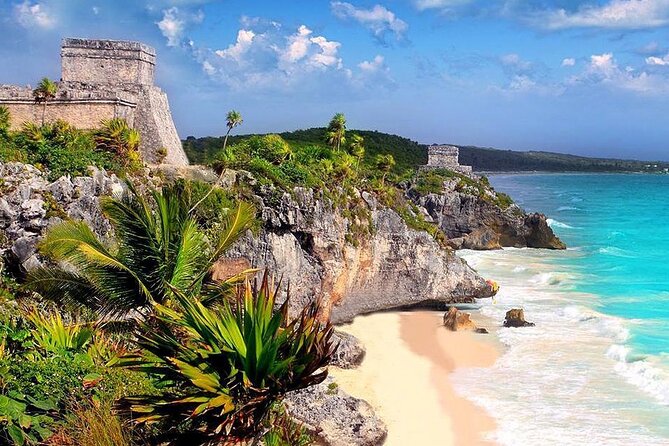 Full Day Guided Tour of Tulum and Coba, 4 places in 1 Day - Guides and the English-language question