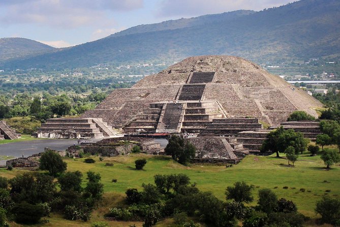 Full-Day Teotihuacan & Basilica Guadalupe Tour - Why this full-day route works