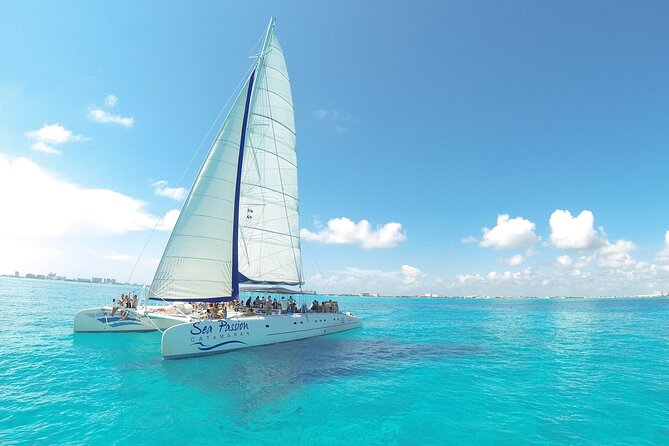 Full Experience Isla Mujeres: Food aboard + Premium drinks + Snorkel + Free time - My verdict on the $115 Isla Mujeres catamaran