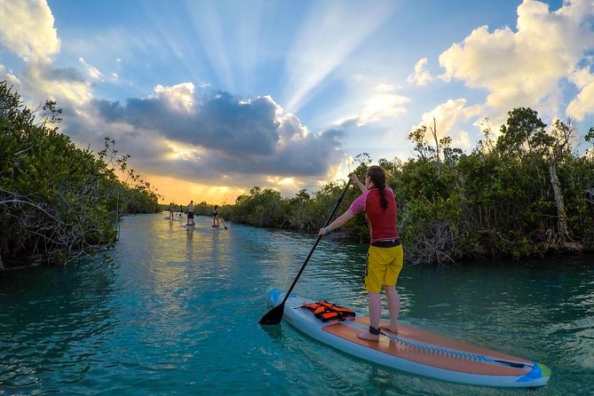 Golden Hour at Mariscal Lagoon: A Sunset to Remember - Guide Photography and Local Stories