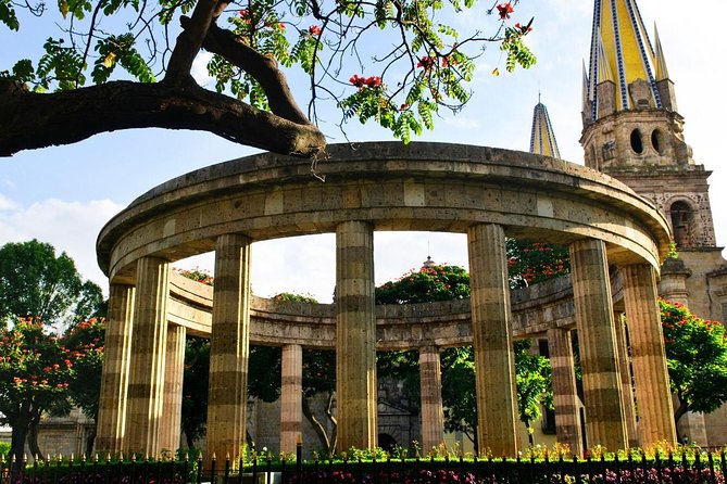 Guadalajara and Tlaquepaque City Sightseeing Tour - Guide quality makes the biggest difference