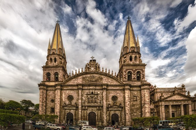 Guadalajara and Tlaquepaque City Sightseeing Tour - Art inside Instituto Cultural de Cabanas
