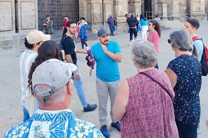 Guadalajara City Center Walking Tour - Plaza Tapatía leads toward the market
