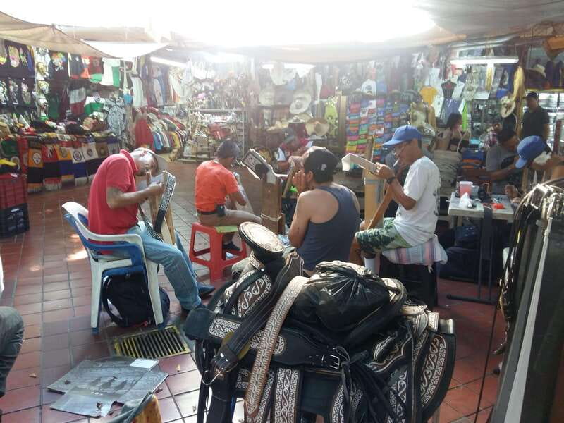 Guadalajara: Culture, Architecture, and Market Walking Tour - Who should book this walking tour?