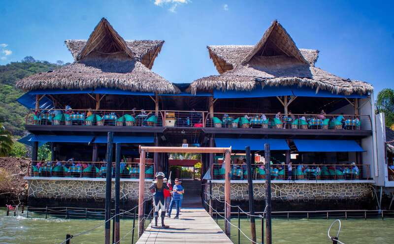 Guadalajara: Lake Chapala and Ajijic Day Trip with Boat Trip - What the $51 price really buys you