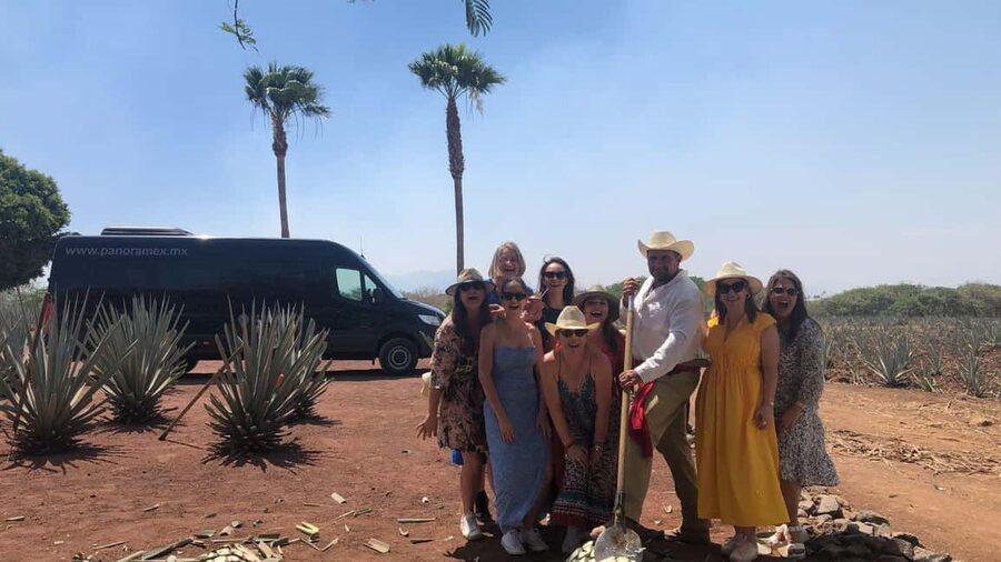 Guadalajara: Tequila Day Trip with Jose Cuervo Option - Exploring the town of Tequila