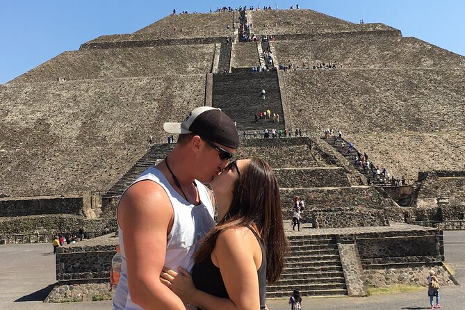 Guadalupe Shrine And Teotihuacan Pyramids From Mexico City - Lunch, traffic, and the long return