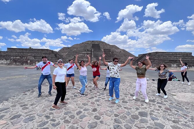 Guadalupe Shrine And Teotihuacan Pyramids From Mexico City - Starting the day from four pickup points