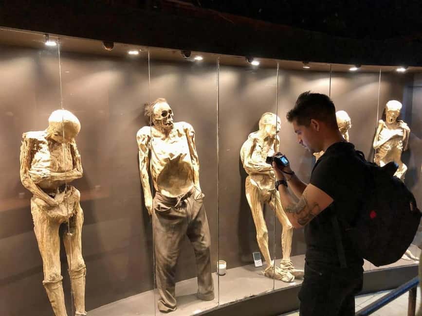 Guanajuato: Mummies, Mines and Tunnels Guided Group Tour - The jewelry shop stop and the cost of optional extras