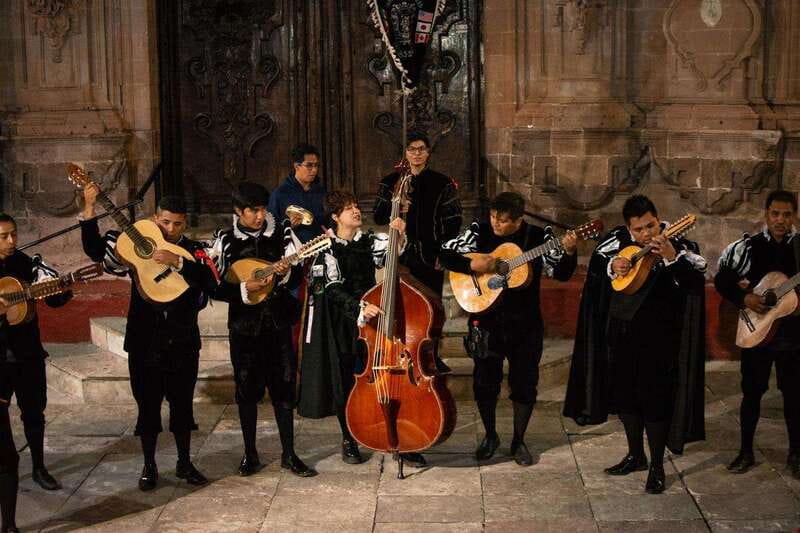 Guanajuato: Night Walk with the Estudiantina - The 22-minute walk through Guanajuato’s alleys