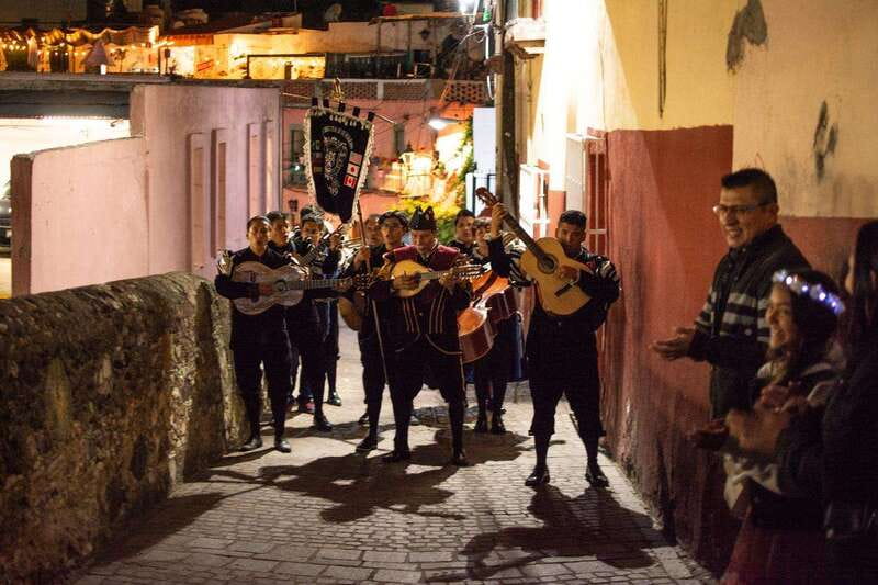 Guanajuato: Night Walk with the Estudiantina - Is $8 a fair price?