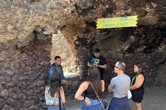 Guided tour EN Teotihuacan - Breakfast EN cave-round transport - Booking, cancellation, and practical planning
