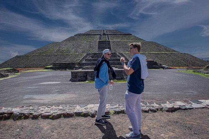 Guided tour in Teotihuacan + breakfast in Cueva + Transportation CDMX - Who will enjoy this tour most