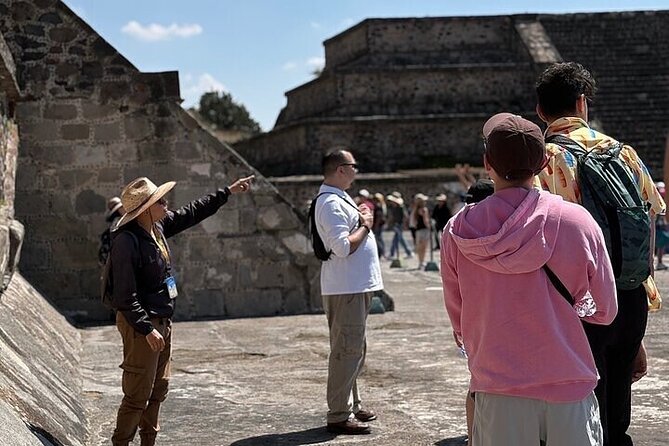 Guided Tour in Teotihuacan with Cave Breakfast and Transportation - Agave, obsidian, and the difficult question of shopping
