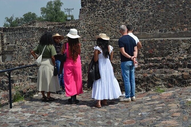 Guided Tour in Teotihuacan with Cave Breakfast and Transportation - Value, private transport, and group size