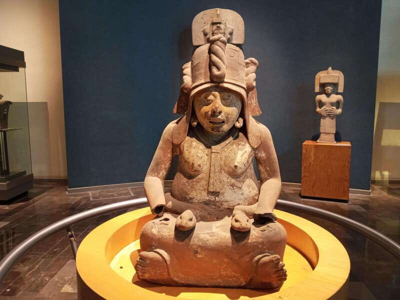 Guided Tour of the Museum of Anthropology - Gardens That Give the Tour Room to Breathe