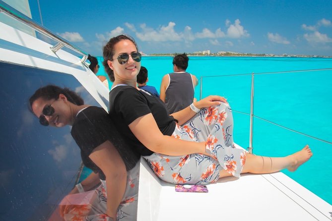 Half Day Sailing Private Catamaran to Isla Mujeres - A private catamaran instead of a packed excursion boat