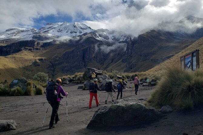 Hiking Excursion to the Iztaccíhuatl Volcano from Puebla - Leaving Puebla at 6:00 am