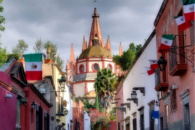 Historical and Cultural Walking Tour of San Miguel de Allende - Plaza de la Soledad and the city beneath the surface