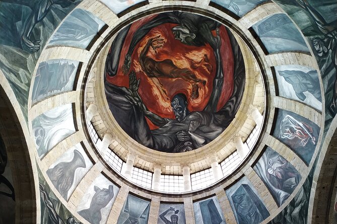 History and Murals: Walking Tour Guadalajara - Independence and theater at two central plazas