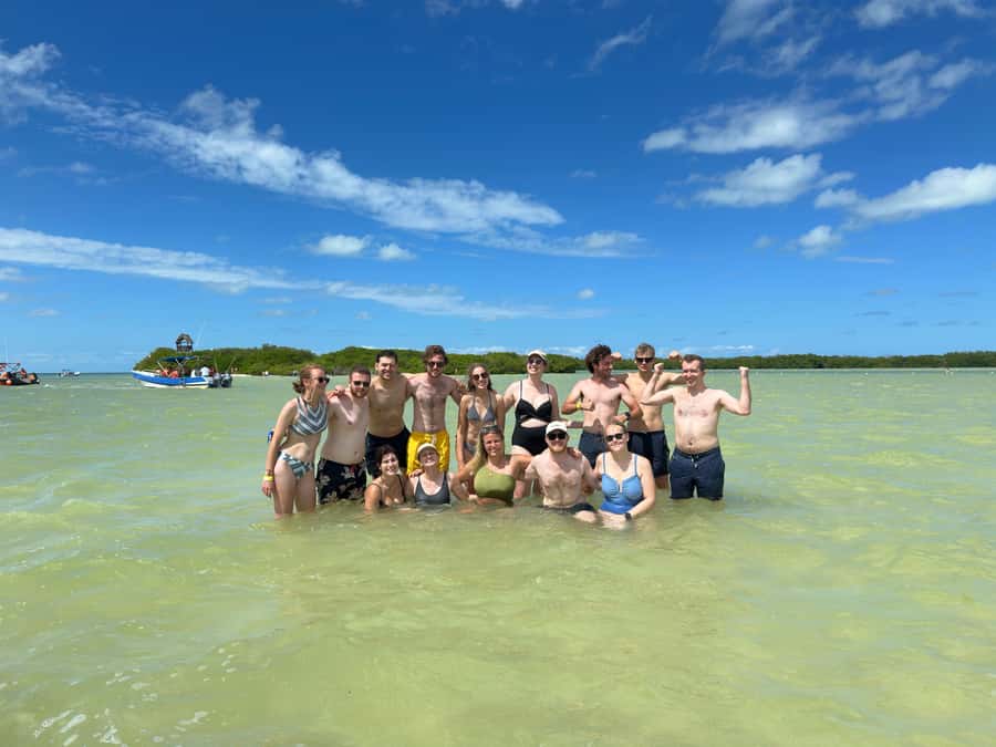 Holbox: Punta Mosquitos, Yalahau, & Pasión Island Boat Tour - What to pack for a more comfortable day