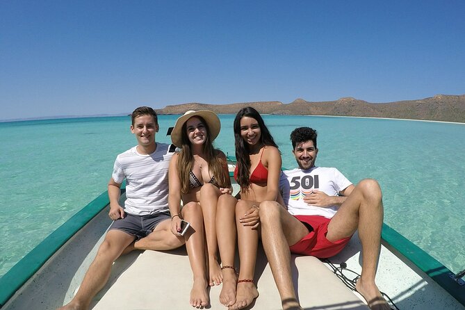 holy spirit island tour - Isla Espiritu Santo and its desert cliffs