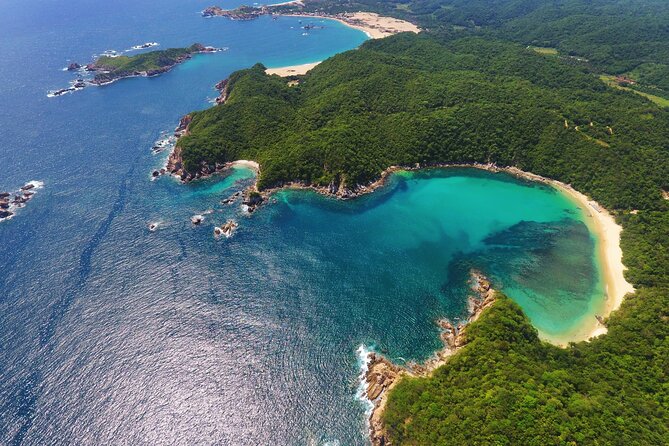 Huatulco Bahías Tour - Seven bays along Huatulco National Park