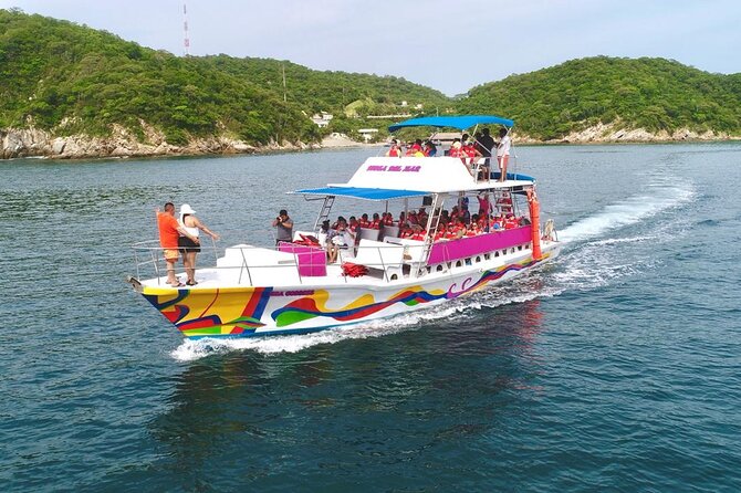 Huatulco Bahías Tour - Cacaluta Bay and the coastal views