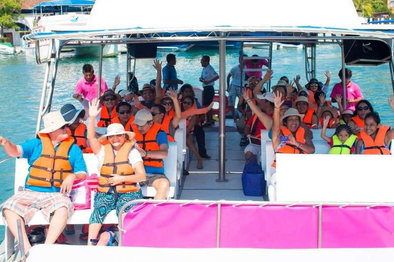 Huatulco: Bays Boat Tour with Snorkeling and Hotel Pickup - The Return Cruise and Hotel Drop-Off