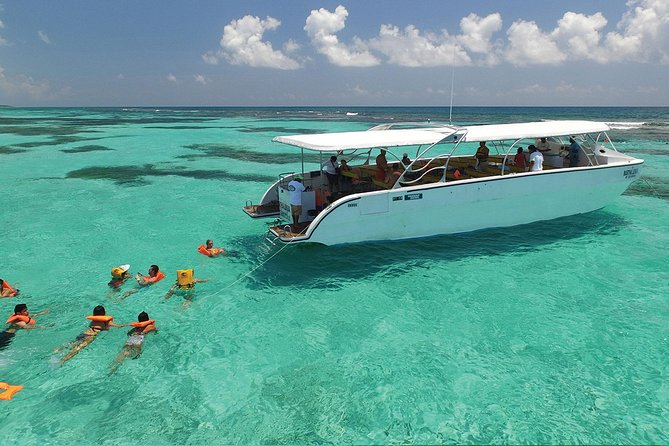 Isla Contoy and Isla Mujeres Tour with Snorkeling from Cancun - Exploring Isla Contoy’s Trails and Wildlife