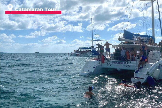 Isla Mujeres Catamaran + Snorkel + Open Bar on board + Buffet - Cruising toward Isla Mujeres with an open bar