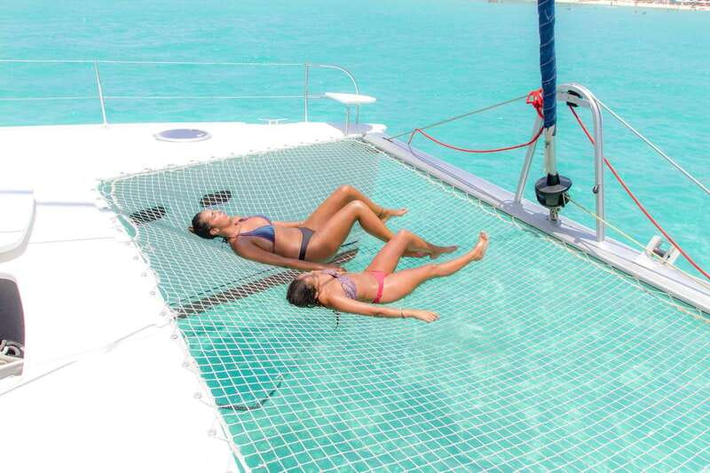 Isla Mujeres: Catamaran with Open Bar, Snorkeling and Lunch - The ride back and the final hour at sea