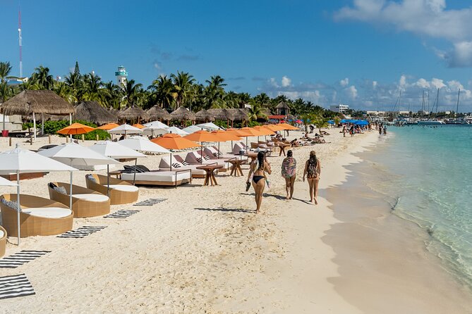 Isla Mujeres Cruise with Beach Club, Snorkel, Lunch and Open Bar - Playa Norte and the confusing beach-club setup