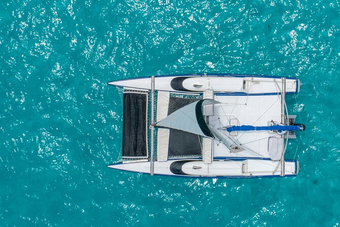 Isla Mujeres Premium Tour in Private Catamaran with Lunch - What feels premium, and what may not
