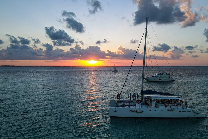 Isla Mujeres Sunset Cruise and Tour from Cancun - Is $89 plus extras a fair value?