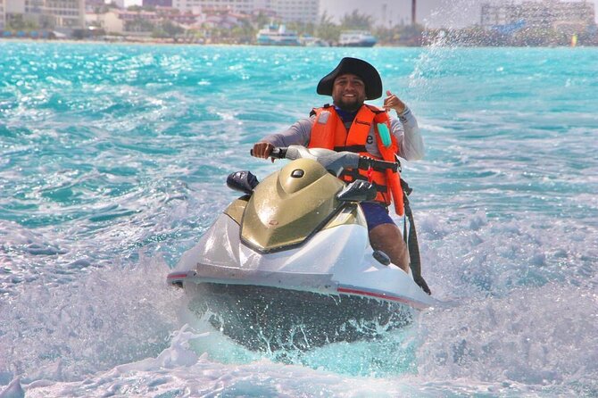 Jet Ski Rental in Cancun for 2 People - The safety briefing with Jorge or another guide