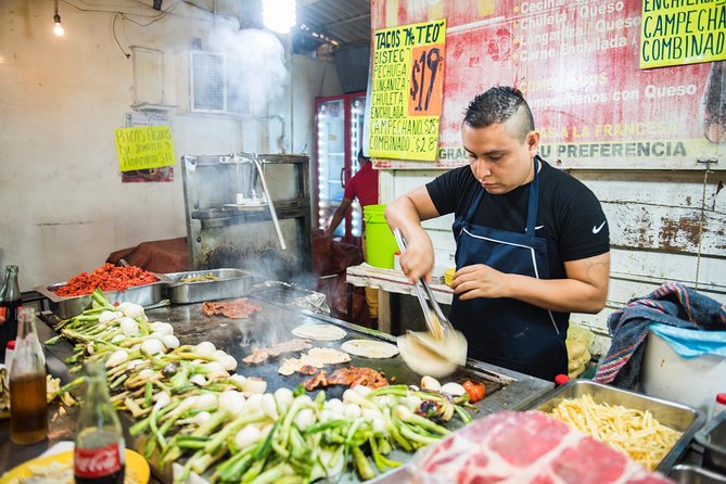 Journey Through La Merced - Guides Who Make the Market Manageable