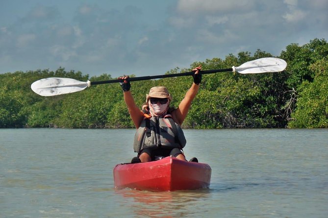 Kayak adventure through Laguna Nichupté in Cancun - Starting at Conexión Nativa Cancún