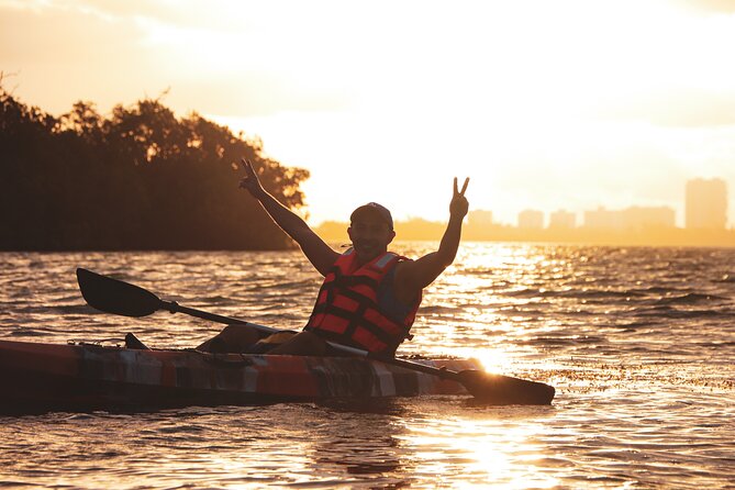 Kayak Tour at Sunset in Cancun - Why the Guides Make Such a Difference