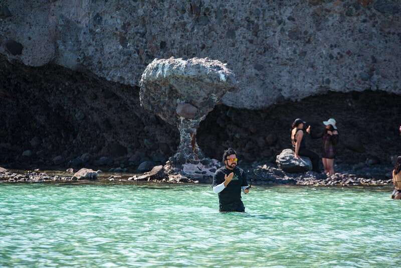 La Paz: Espiritu Santo Island Tour - Lunch with a local Baja flavor