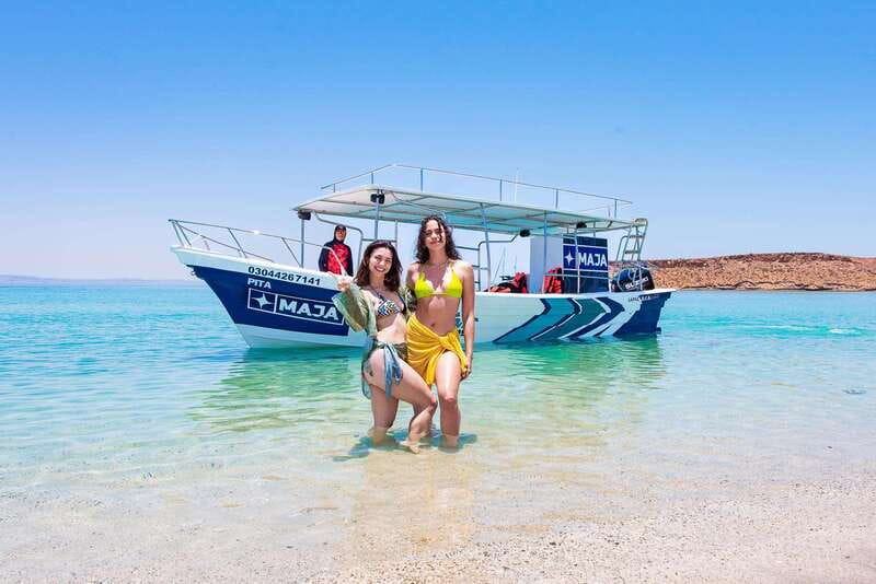 La Paz: Espiritu Santo Island Tour - Wildlife watching beyond the planned stops